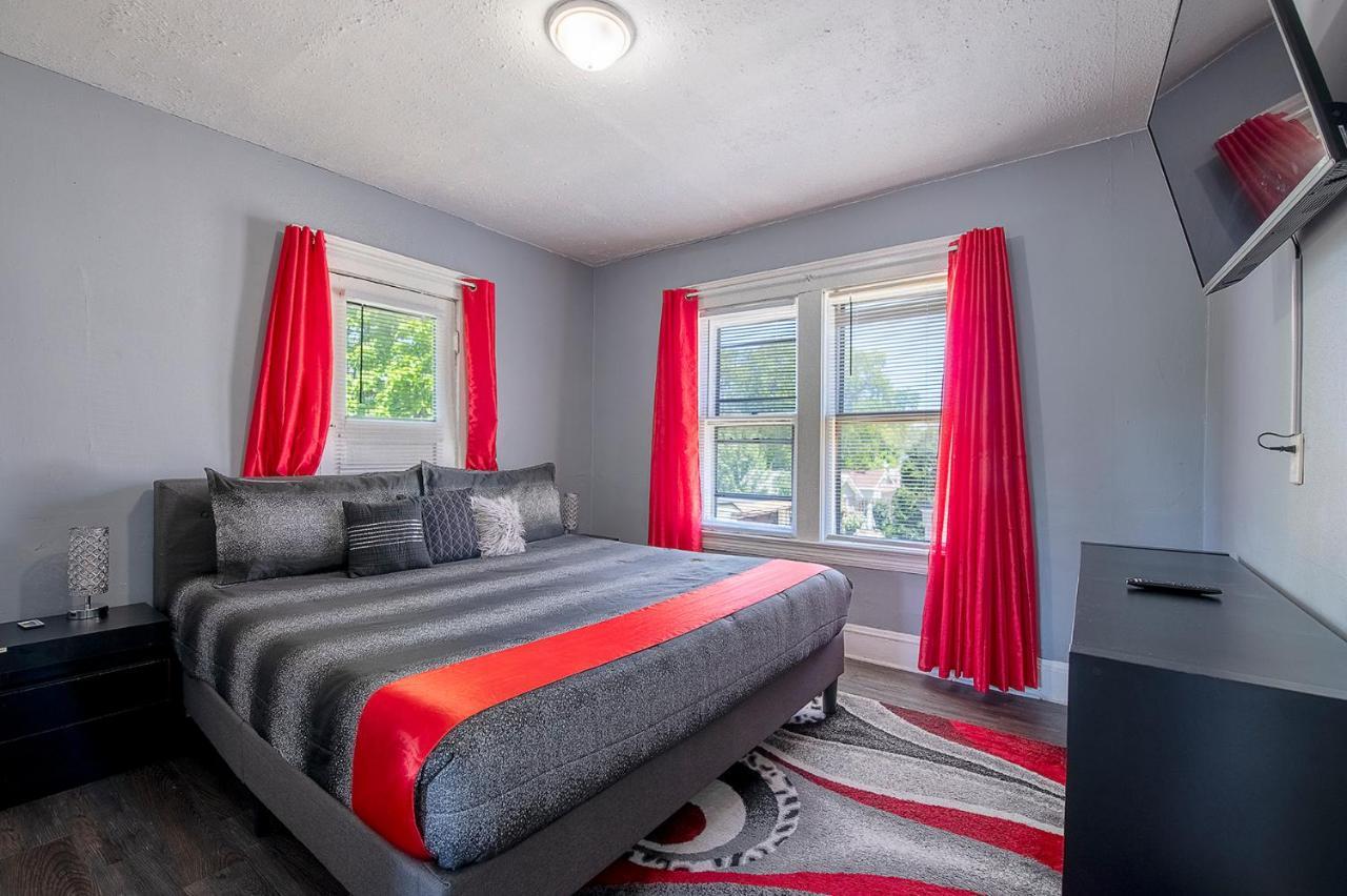 The Rubi Lounge - Spacious Brooklyn Centre Modern Escape Near Downtown With Parking, 300Mb Wifi & Self Check-In Cleveland Exterior foto