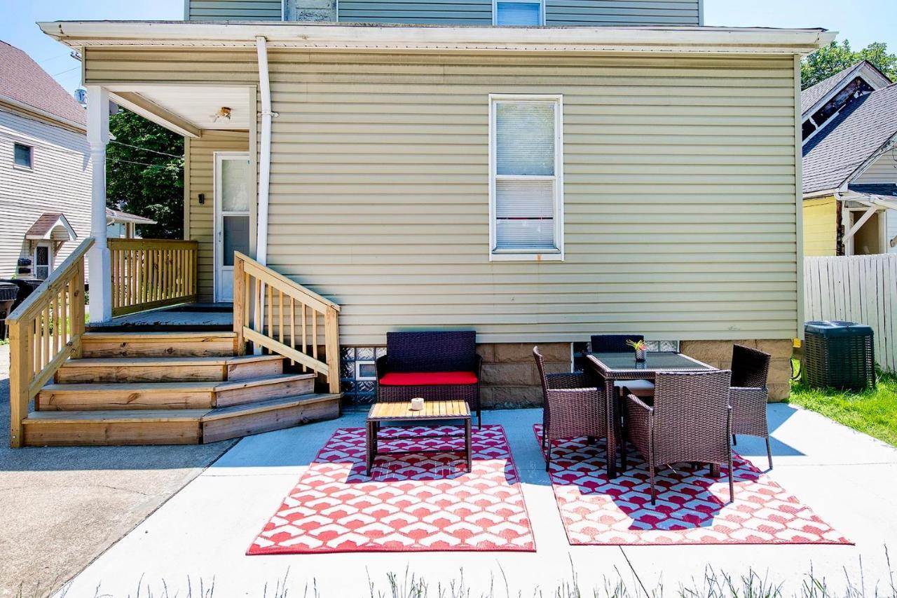 The Rubi Lounge - Spacious Brooklyn Centre Modern Escape Near Downtown With Parking, 300Mb Wifi & Self Check-In Cleveland Exterior foto
