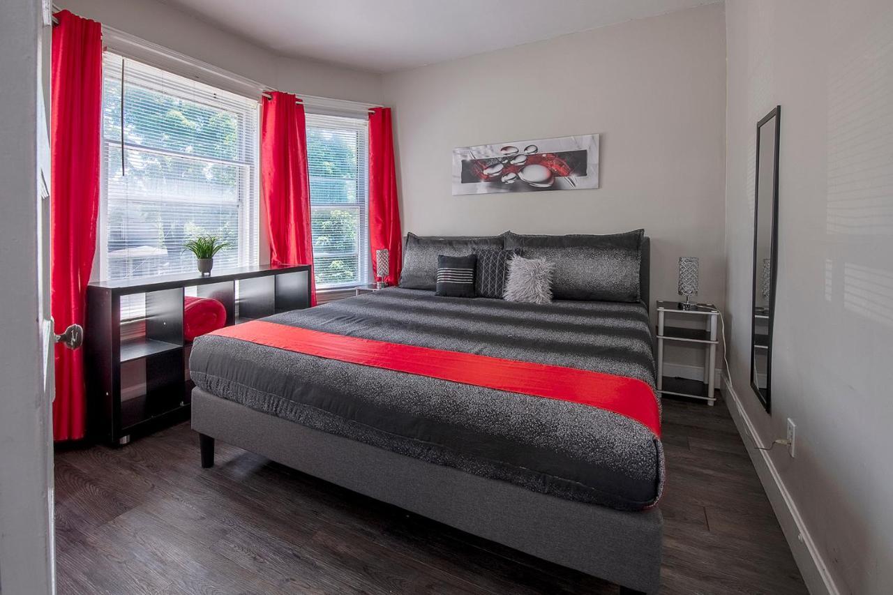 The Rubi Lounge - Spacious Brooklyn Centre Modern Escape Near Downtown With Parking, 300Mb Wifi & Self Check-In Cleveland Exterior foto
