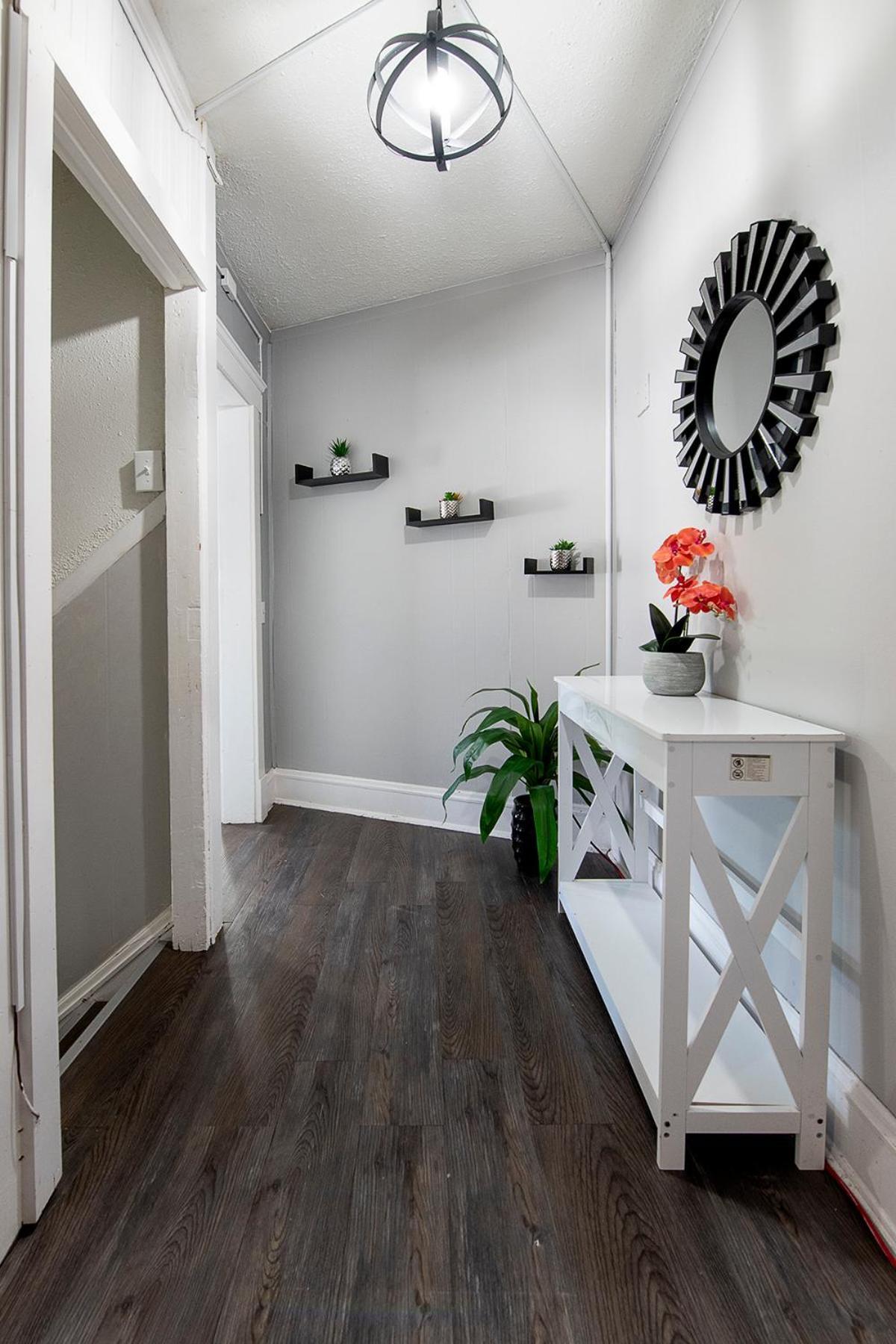 The Rubi Lounge - Spacious Brooklyn Centre Modern Escape Near Downtown With Parking, 300Mb Wifi & Self Check-In Cleveland Habitación foto
